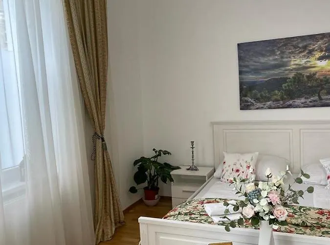 Mayer Διαμέρισμα *